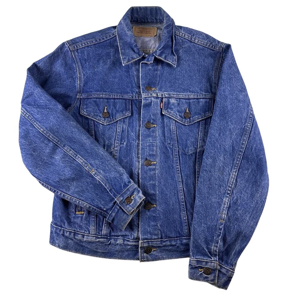 VTG Levi’s Trucker Jacket Womens 38 Denim‎ Made in USA 80s (chest 38 Length 24”)